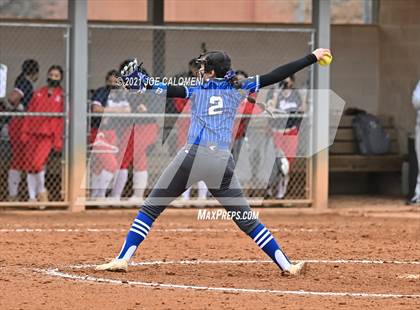 Thumbnail 3 in Somerset vs SA Roosevelt (NEISD Tournament) photogallery.