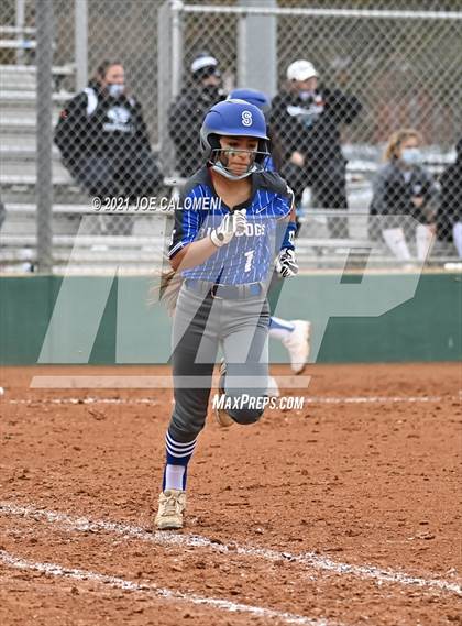 Thumbnail 1 in Somerset vs SA Roosevelt (NEISD Tournament) photogallery.