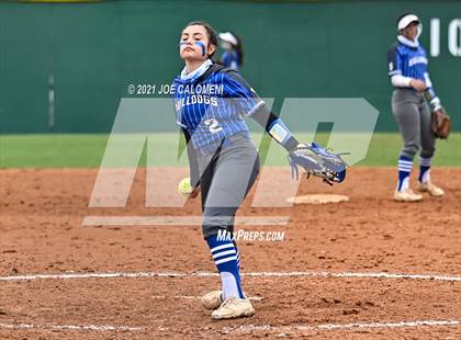 Thumbnail 2 in Somerset vs SA Roosevelt (NEISD Tournament) photogallery.