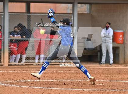 Thumbnail 1 in Somerset vs SA Roosevelt (NEISD Tournament) photogallery.