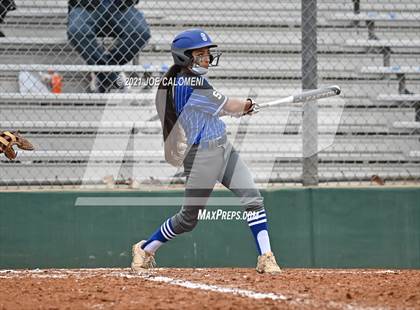 Thumbnail 2 in Somerset vs SA Roosevelt (NEISD Tournament) photogallery.