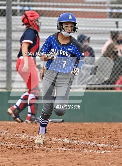 Thumbnail 2 in Somerset vs SA Roosevelt (NEISD Tournament) photogallery.