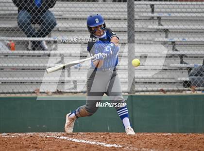 Thumbnail 3 in Somerset vs SA Roosevelt (NEISD Tournament) photogallery.