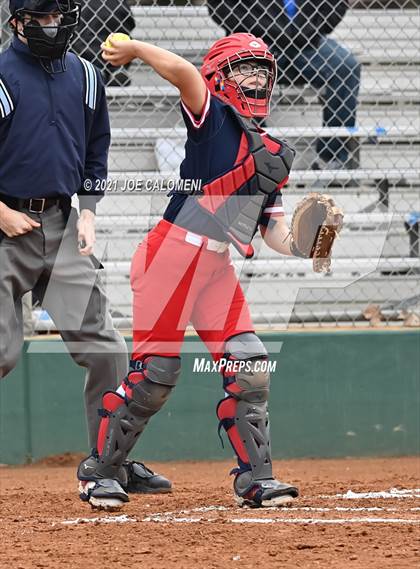 Thumbnail 3 in Somerset vs SA Roosevelt (NEISD Tournament) photogallery.