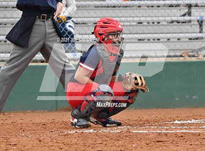 Thumbnail 3 in Somerset vs SA Roosevelt (NEISD Tournament) photogallery.