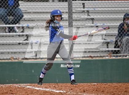 Thumbnail 3 in Somerset vs SA Roosevelt (NEISD Tournament) photogallery.