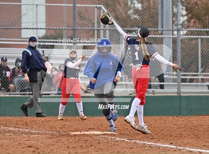 Thumbnail 2 in Somerset vs SA Roosevelt (NEISD Tournament) photogallery.