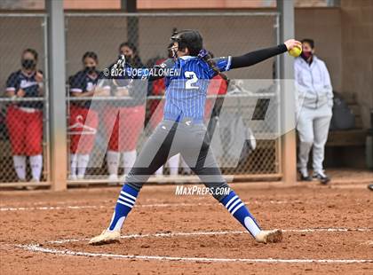 Thumbnail 2 in Somerset vs SA Roosevelt (NEISD Tournament) photogallery.