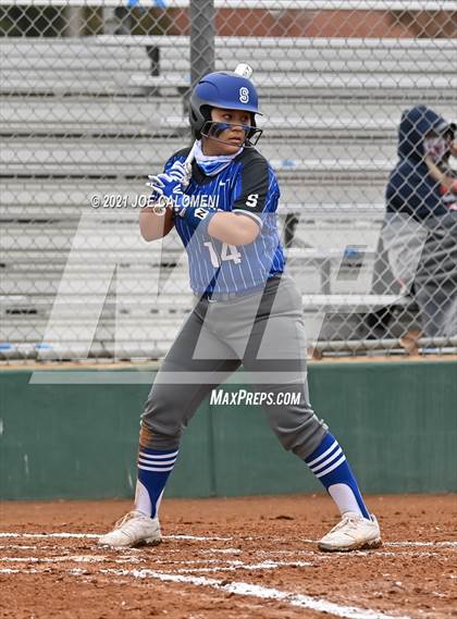 Thumbnail 3 in Somerset vs SA Roosevelt (NEISD Tournament) photogallery.