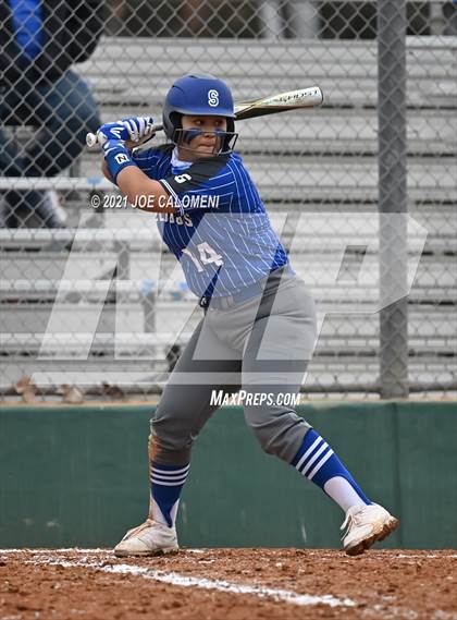 Thumbnail 1 in Somerset vs SA Roosevelt (NEISD Tournament) photogallery.