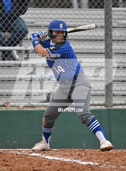 Thumbnail 2 in Somerset vs SA Roosevelt (NEISD Tournament) photogallery.