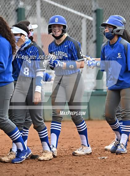 Thumbnail 2 in Somerset vs SA Roosevelt (NEISD Tournament) photogallery.