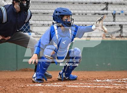 Thumbnail 3 in Somerset vs SA Roosevelt (NEISD Tournament) photogallery.