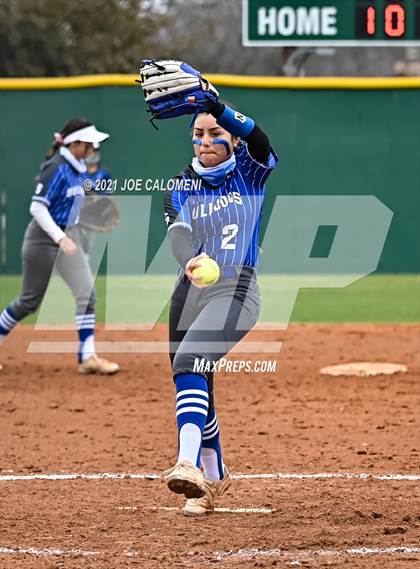 Thumbnail 3 in Somerset vs SA Roosevelt (NEISD Tournament) photogallery.