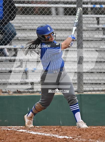 Thumbnail 3 in Somerset vs SA Roosevelt (NEISD Tournament) photogallery.