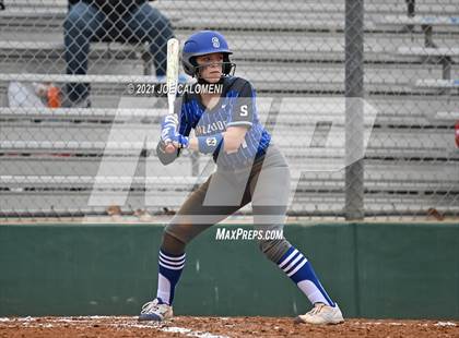 Thumbnail 1 in Somerset vs SA Roosevelt (NEISD Tournament) photogallery.