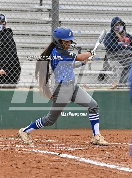 Thumbnail 3 in Somerset vs SA Roosevelt (NEISD Tournament) photogallery.