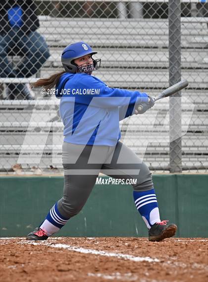 Thumbnail 2 in Somerset vs SA Roosevelt (NEISD Tournament) photogallery.