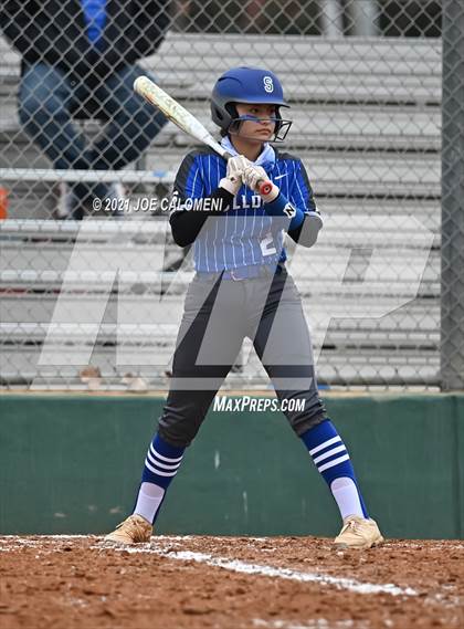 Thumbnail 1 in Somerset vs SA Roosevelt (NEISD Tournament) photogallery.