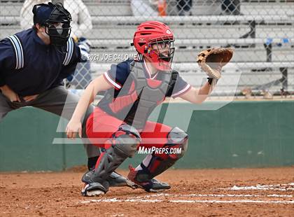 Thumbnail 3 in Somerset vs SA Roosevelt (NEISD Tournament) photogallery.