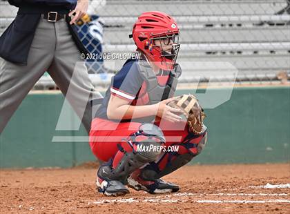 Thumbnail 2 in Somerset vs SA Roosevelt (NEISD Tournament) photogallery.