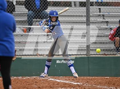 Thumbnail 1 in Somerset vs SA Roosevelt (NEISD Tournament) photogallery.
