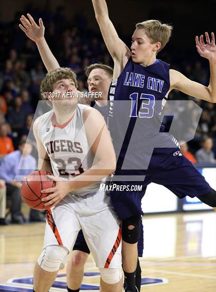 Thumbnail 2 in Cheyenne Wells vs. Creede/Lake City  (CHSAA 1A First Round) photogallery.