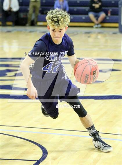 Thumbnail 2 in Cheyenne Wells vs. Creede/Lake City  (CHSAA 1A First Round) photogallery.