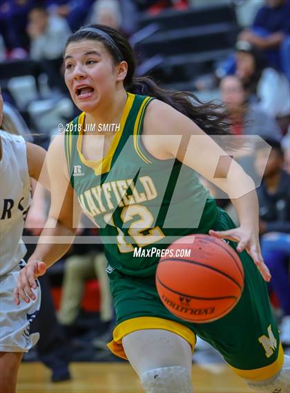 Thumbnail 1 in Mayfield vs. La Cueva (Albuquerque Academy Joe Armijo Basketball Classic) photogallery.