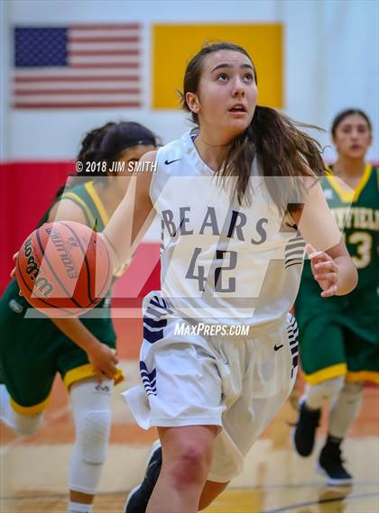 Thumbnail 3 in Mayfield vs. La Cueva (Albuquerque Academy Joe Armijo Basketball Classic) photogallery.
