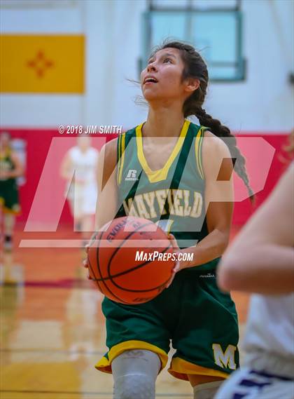 Thumbnail 2 in Mayfield vs. La Cueva (Albuquerque Academy Joe Armijo Basketball Classic) photogallery.