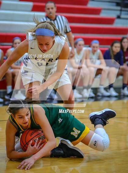 Thumbnail 2 in Mayfield vs. La Cueva (Albuquerque Academy Joe Armijo Basketball Classic) photogallery.