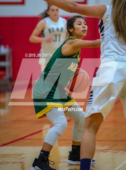 Thumbnail 1 in Mayfield vs. La Cueva (Albuquerque Academy Joe Armijo Basketball Classic) photogallery.