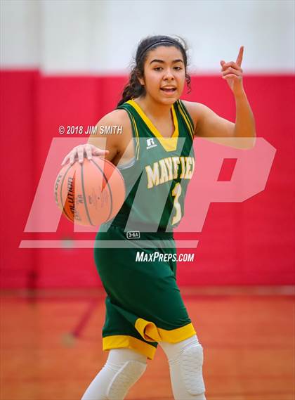 Thumbnail 1 in Mayfield vs. La Cueva (Albuquerque Academy Joe Armijo Basketball Classic) photogallery.