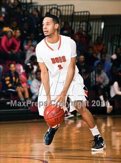 Thumbnail 3 in Burkburnett vs. Wilmer-Hutchins (Fantasy of Lights) photogallery.