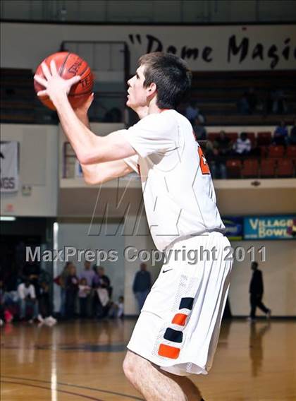 Thumbnail 3 in Burkburnett vs. Wilmer-Hutchins (Fantasy of Lights) photogallery.