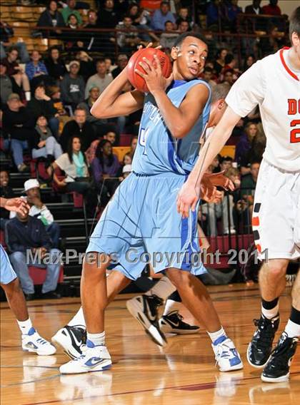 Thumbnail 1 in Burkburnett vs. Wilmer-Hutchins (Fantasy of Lights) photogallery.