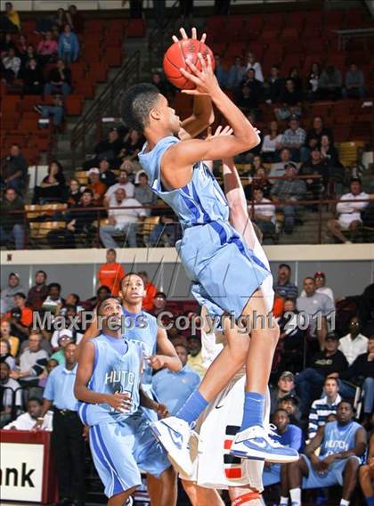 Thumbnail 3 in Burkburnett vs. Wilmer-Hutchins (Fantasy of Lights) photogallery.