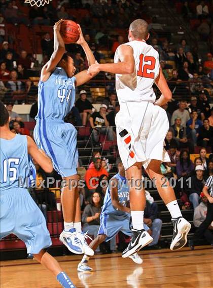 Thumbnail 2 in Burkburnett vs. Wilmer-Hutchins (Fantasy of Lights) photogallery.
