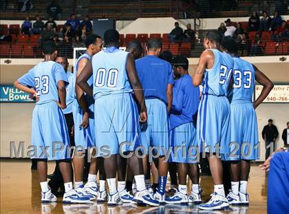 Thumbnail 1 in Burkburnett vs. Wilmer-Hutchins (Fantasy of Lights) photogallery.