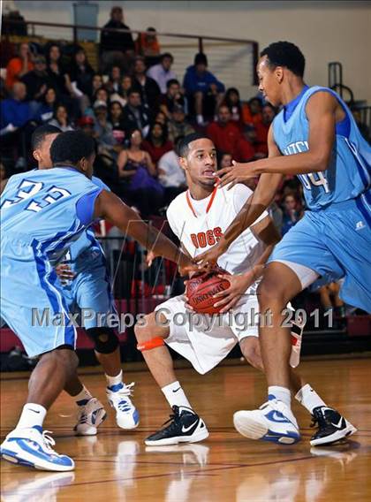Thumbnail 3 in Burkburnett vs. Wilmer-Hutchins (Fantasy of Lights) photogallery.