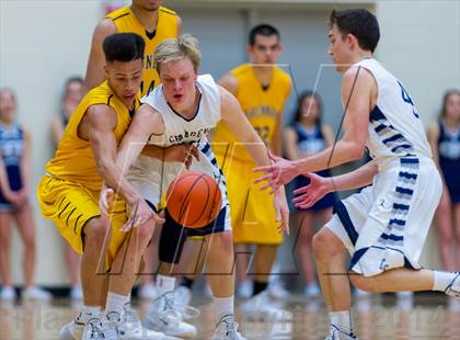 Thumbnail 2 in Brennan vs. Boerne-Champion (UIL 4A Bi-district) photogallery.