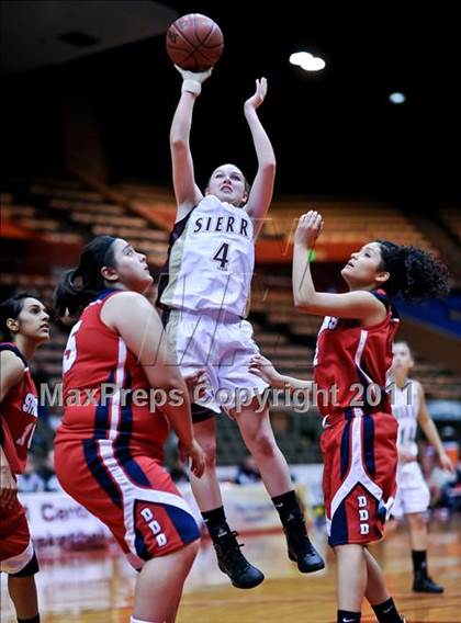 Thumbnail 1 in Sierra vs. Strathmore (CIF CS D4 Final) photogallery.