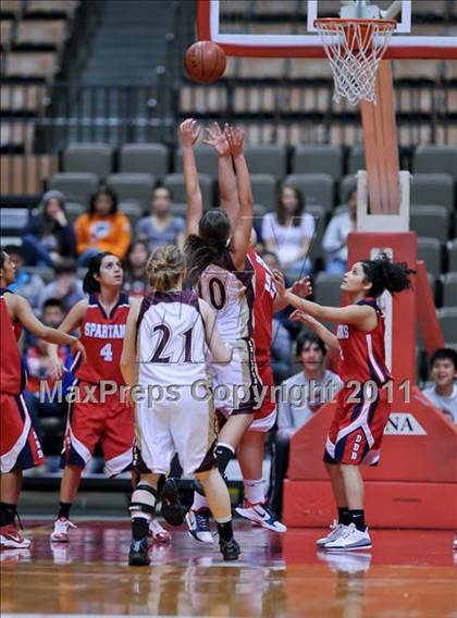Thumbnail 1 in Sierra vs. Strathmore (CIF CS D4 Final) photogallery.
