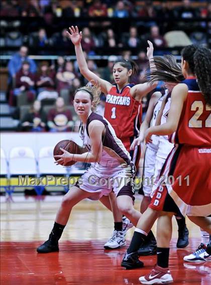 Thumbnail 3 in Sierra vs. Strathmore (CIF CS D4 Final) photogallery.