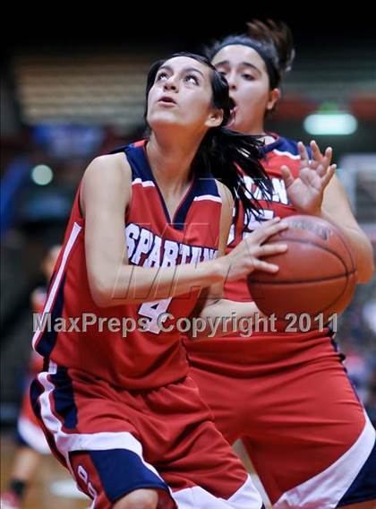 Thumbnail 3 in Sierra vs. Strathmore (CIF CS D4 Final) photogallery.