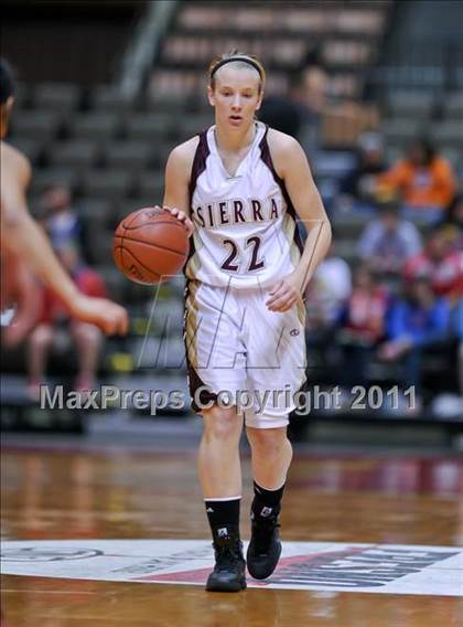 Thumbnail 3 in Sierra vs. Strathmore (CIF CS D4 Final) photogallery.