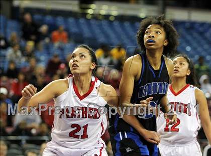 Thumbnail 2 in St. Mary's vs. Windward (CIF State D4 Final) photogallery.