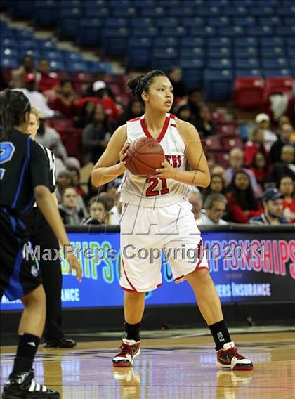 Thumbnail 3 in St. Mary's vs. Windward (CIF State D4 Final) photogallery.