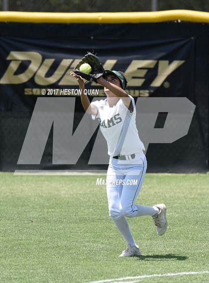 Thumbnail 2 in Murrieta Mesa vs. Hart (CIF SS D3 Final) photogallery.